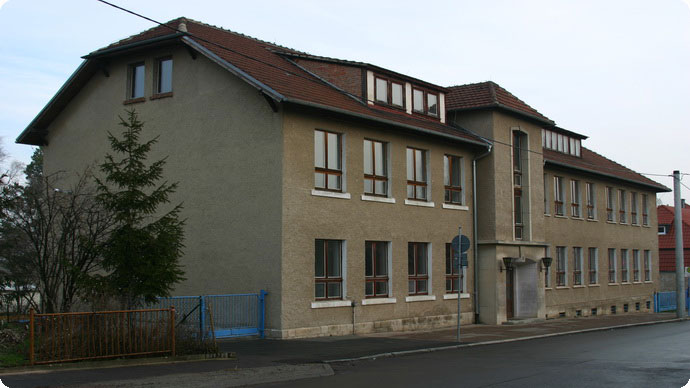 Das Schulhaus nach der Übernahme im Jahr 2006. Die Schule wird derzeit saniert und erweitert. <em>Foto: Archiv Freie Waldorfschule Erfurt</em>